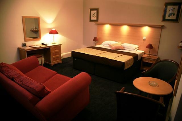 Oyo Osterley Park 3*