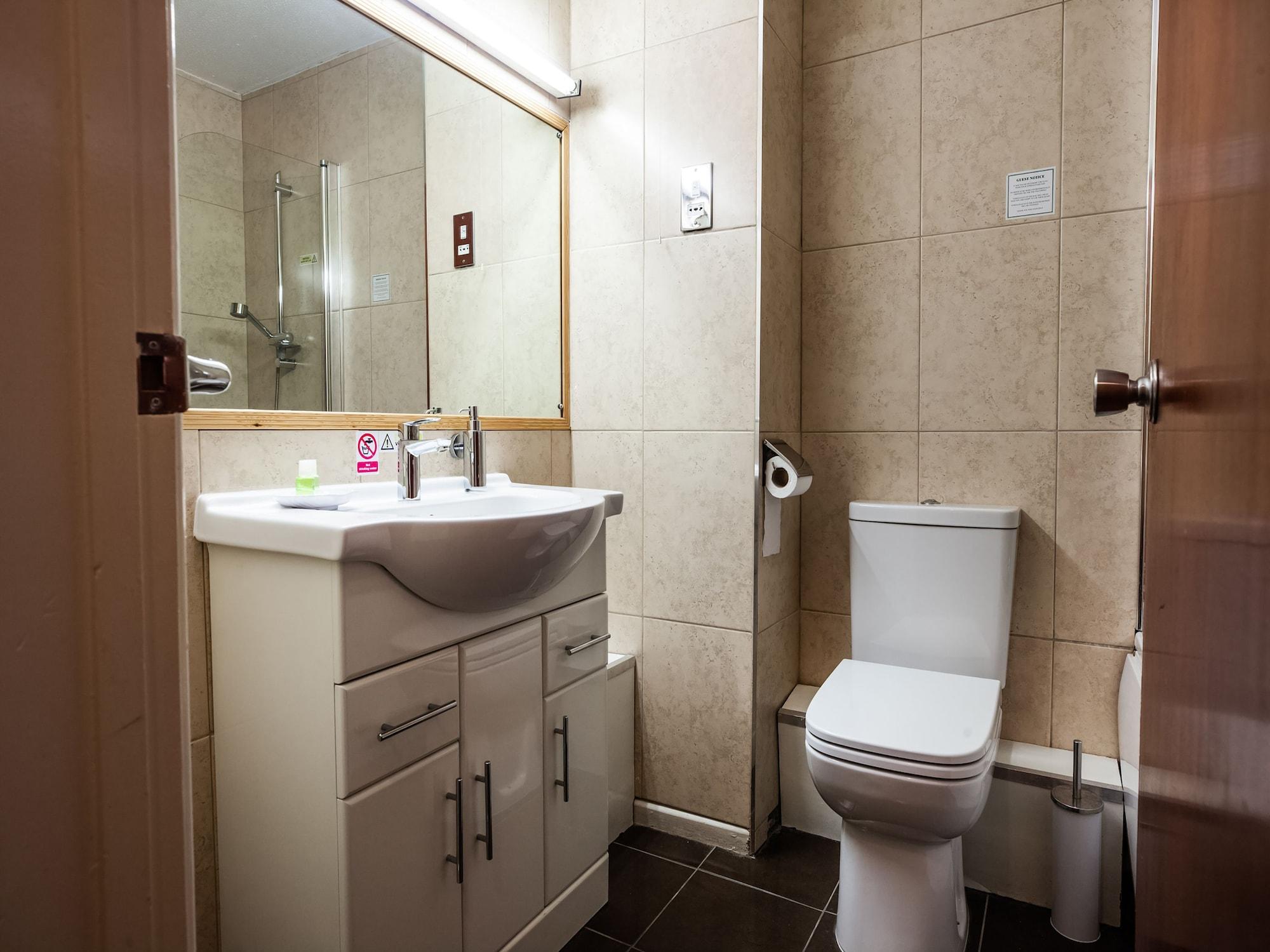Oyo Osterley Park Hotel 3*