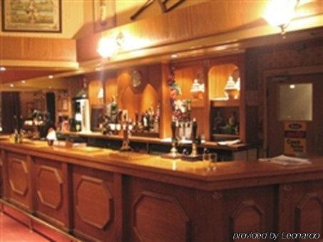 Oyo Osterley Park 3* Isleworth