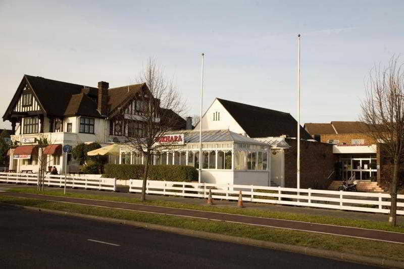 Oyo Osterley Park Hotel 3*