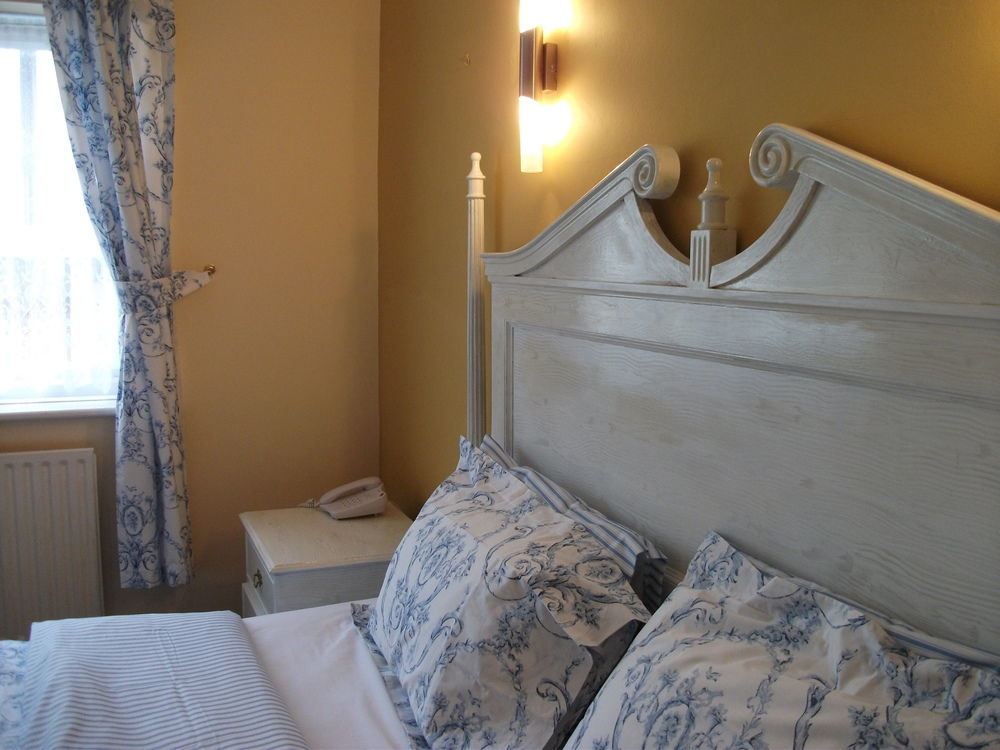 Oyo Osterley Park Hotel