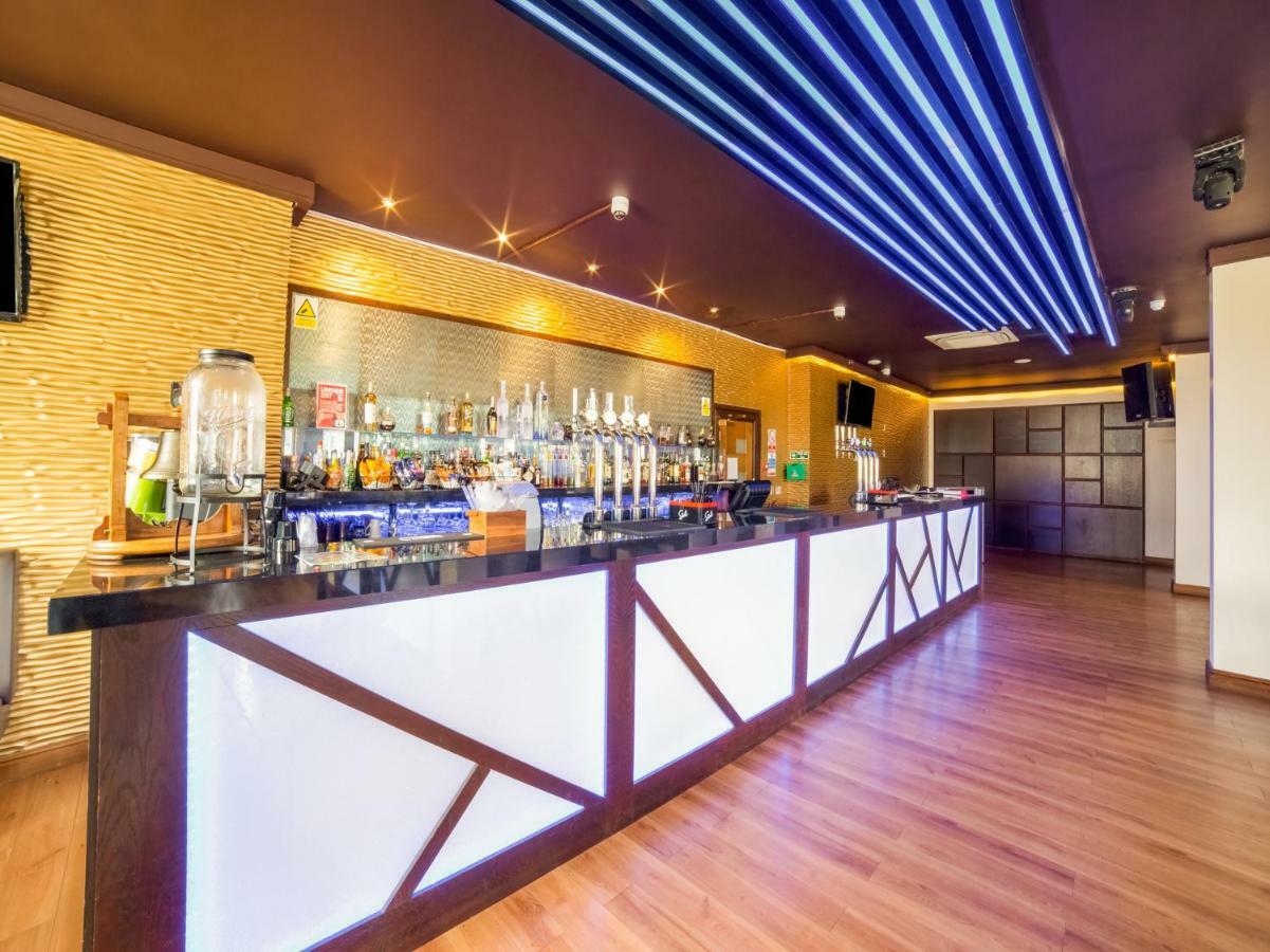 Oyo Osterley Park Hotel